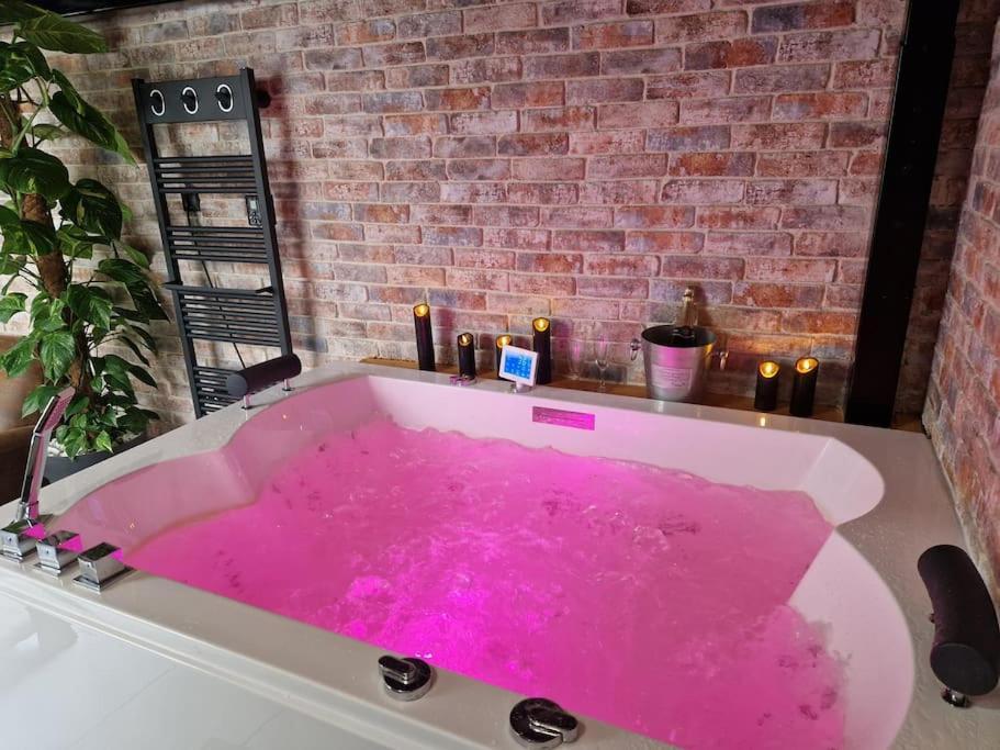 Au Spa De Llea Suite Retro Авиньон Экстерьер фото
